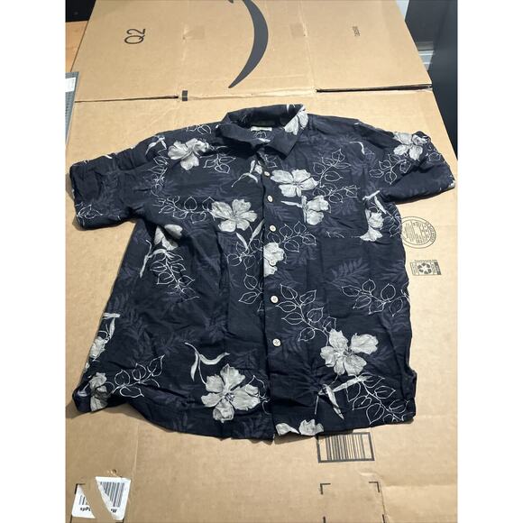 Batik‎ Bay Men's Medium Hibiscus Monstera Black Washable Silk, Hawaiian Shirt - Picture 1 of 12